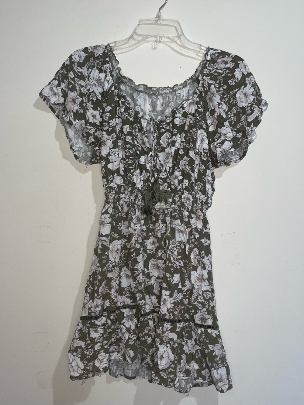Forever 21 Olive Green Blush Pink Tassel Floral Flowy S Mini Dress Boho